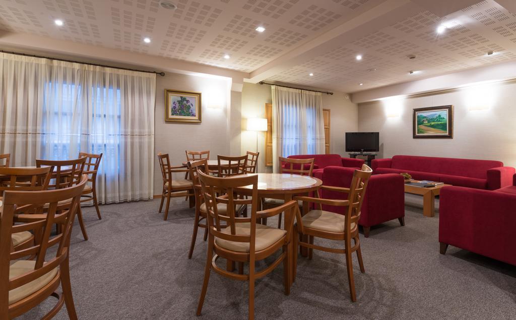 Hotel Herradura Σαντιάγο ντε Κομποστέλα Εξωτερικό φωτογραφία