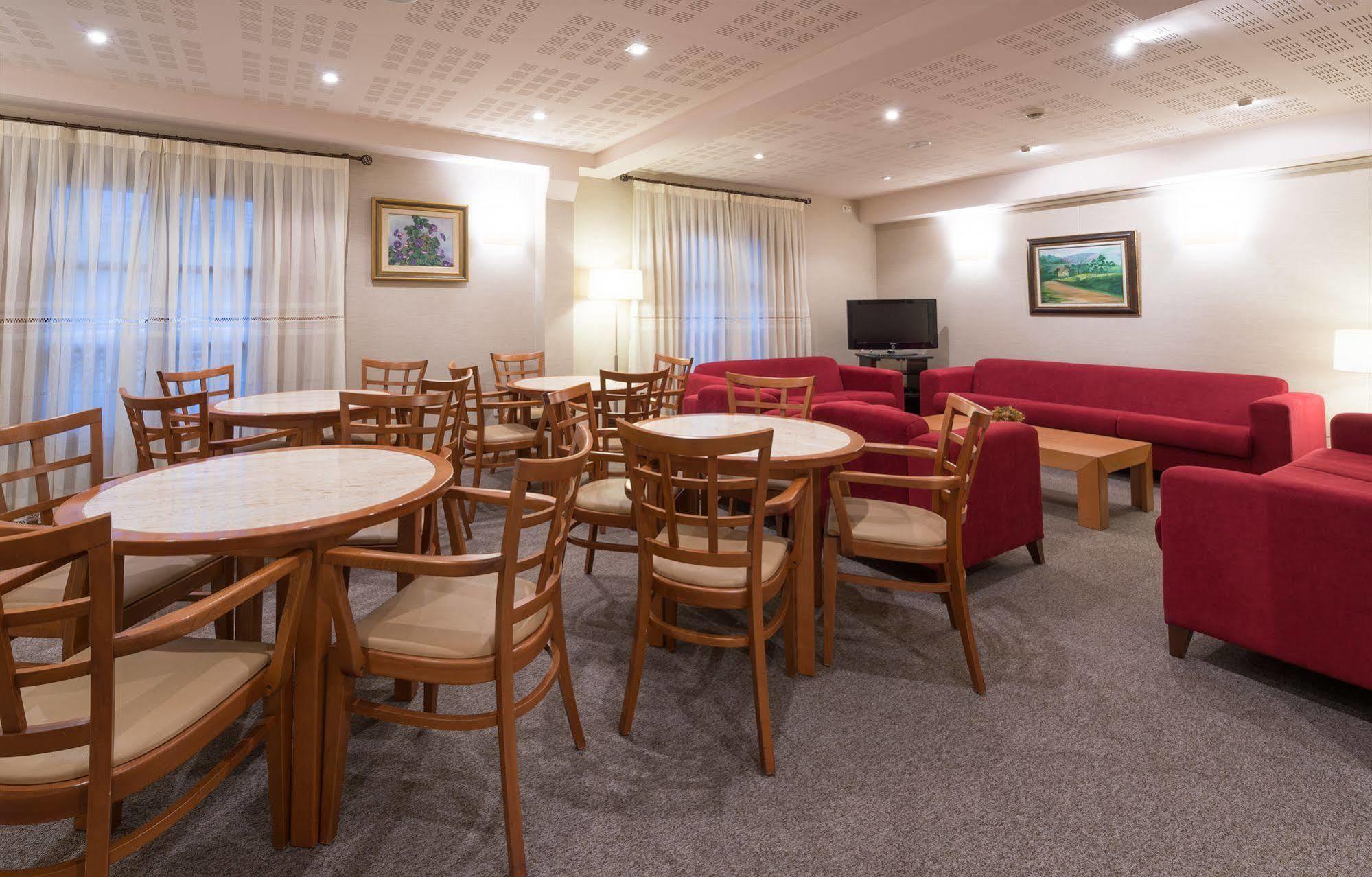 Hotel Herradura Σαντιάγο ντε Κομποστέλα Εξωτερικό φωτογραφία